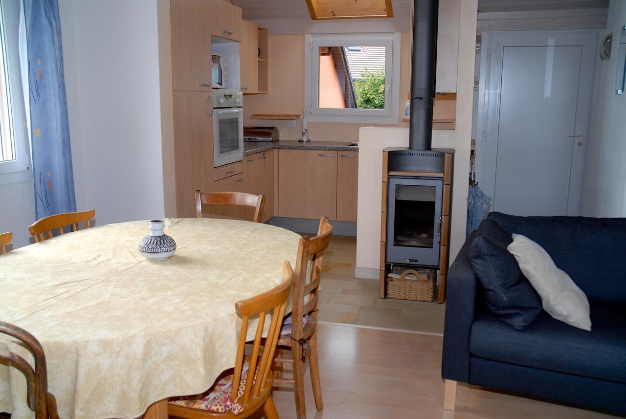 Appartment Aux Lilas Les Geneveys-sur-Coffrane Екстериор снимка