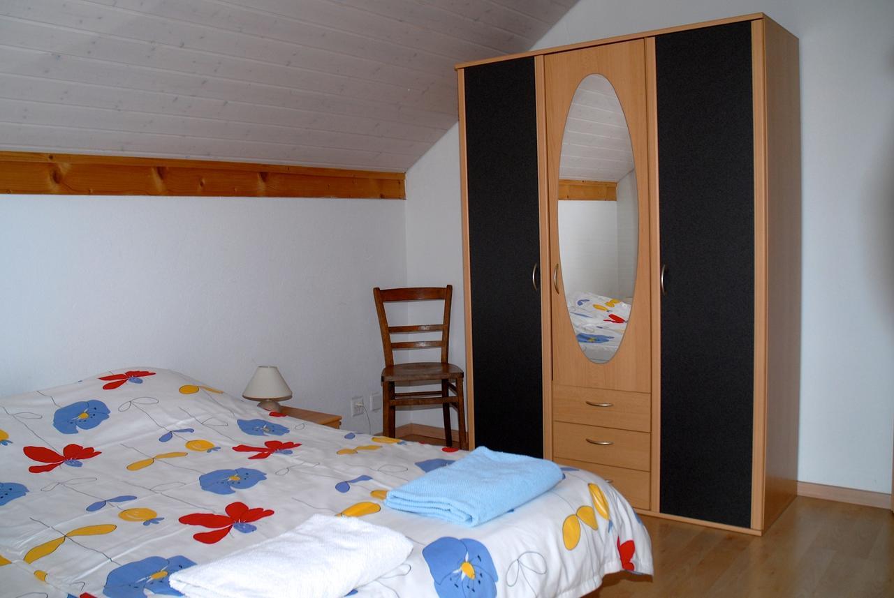 Appartment Aux Lilas Les Geneveys-sur-Coffrane Екстериор снимка