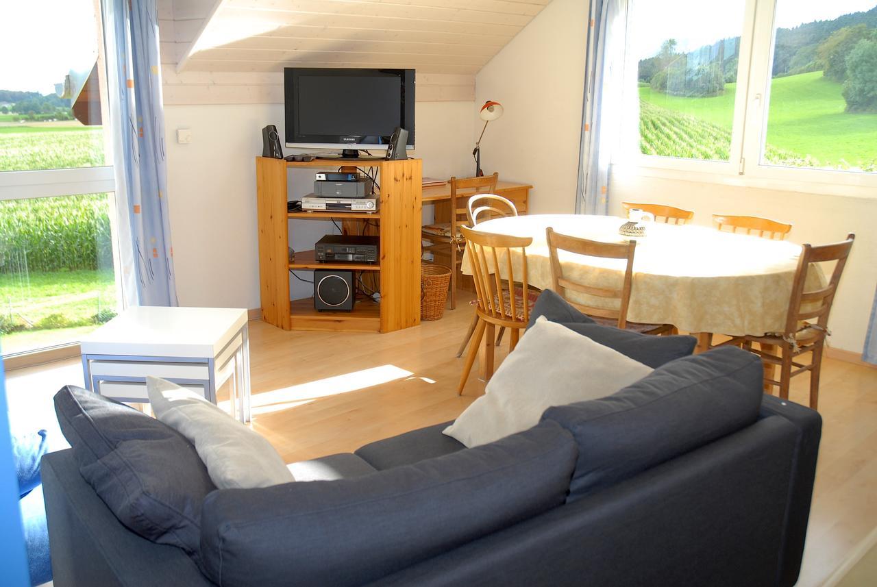 Appartment Aux Lilas Les Geneveys-sur-Coffrane Екстериор снимка